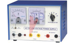 AC/DC LOW VOLTAGE POWER SUPPLY