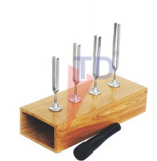 SET OF FOUR FORKS ON BOX